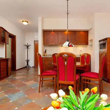 شقة Mokotow Obrzezna By Renters