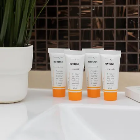 Mokotow Obrzezna By Renters Varsovie