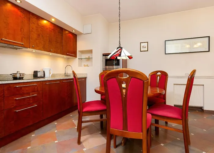 Mokotow Obrzezna By Renters アパート