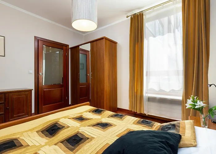 Mokotow Obrzezna By Renters