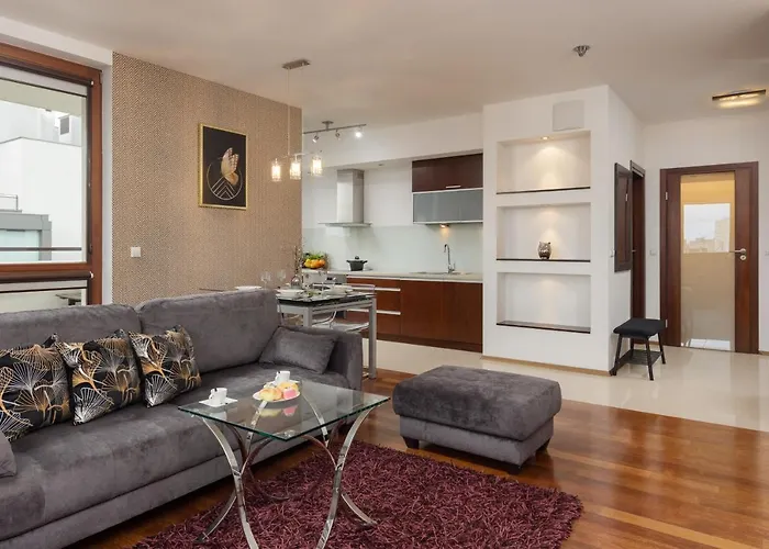 Mokotow Obrzezna By Renters アパート *